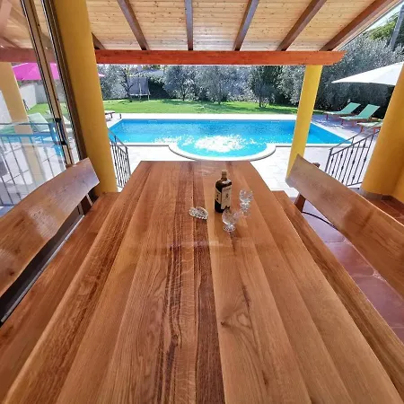 Prázdninový dům Ana House In Loborika *